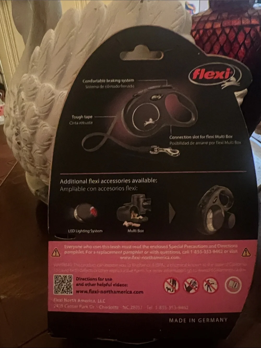 Flexi New Classic Retractable Dog Leash 16 ft | Made in Germany | New